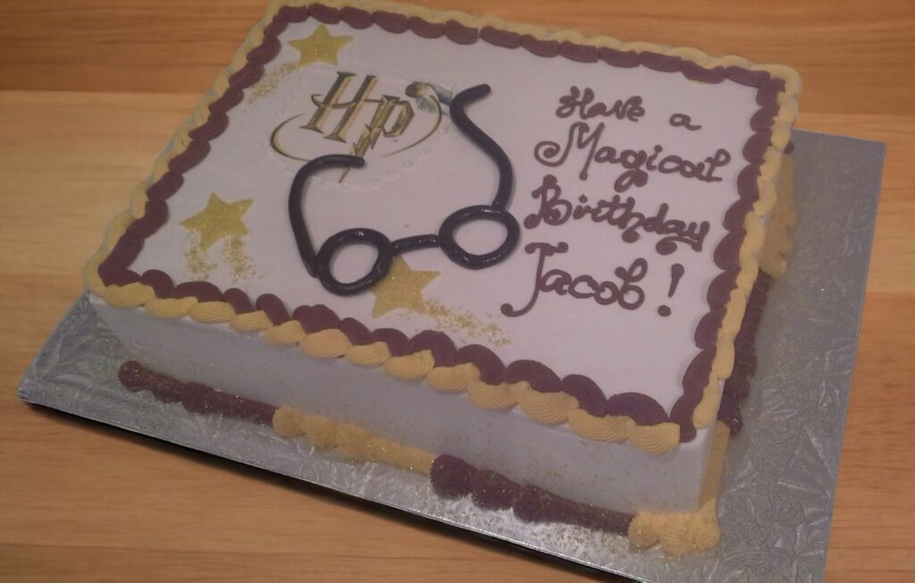 HARRY POTTER CAKE 1