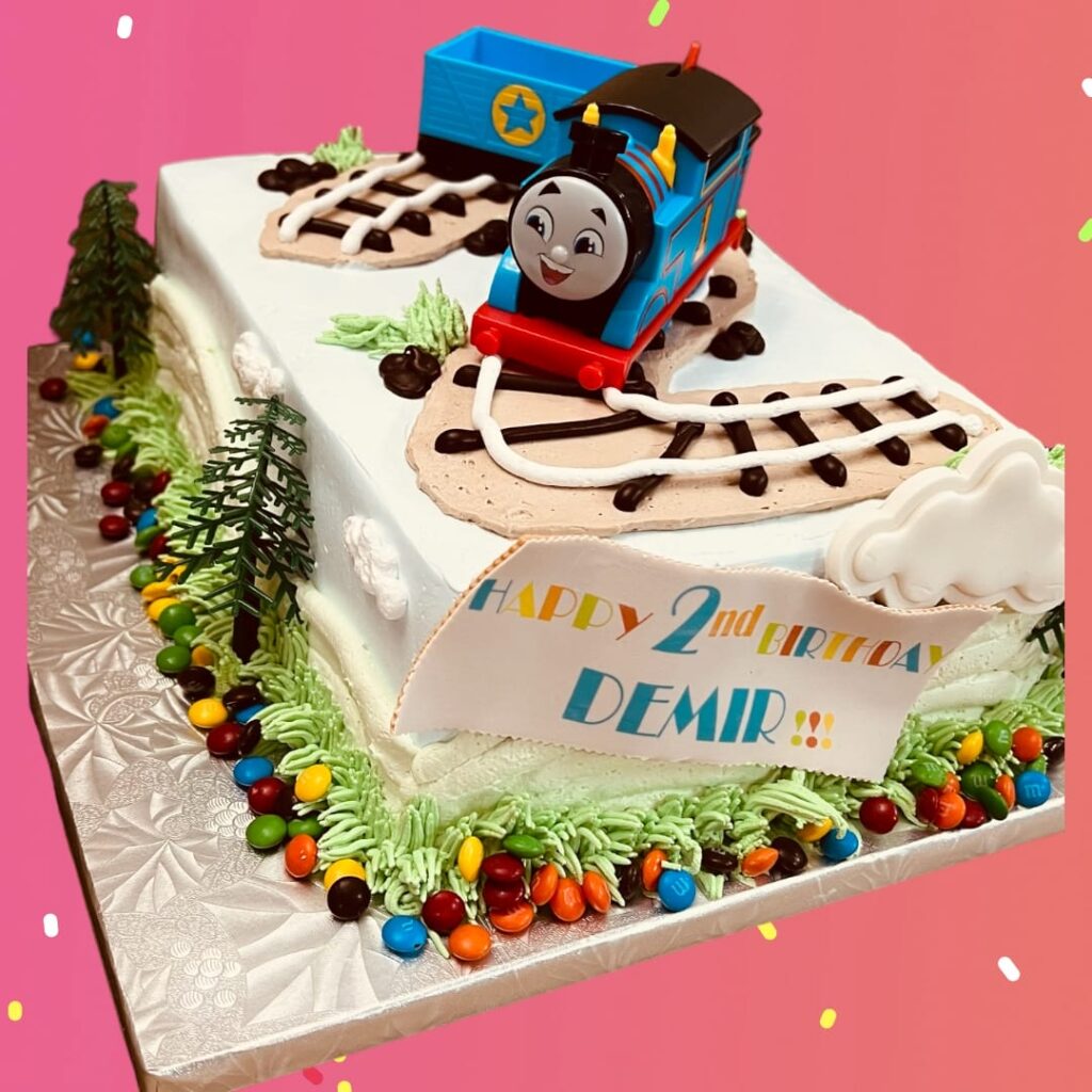 THOMAS CAKE 2