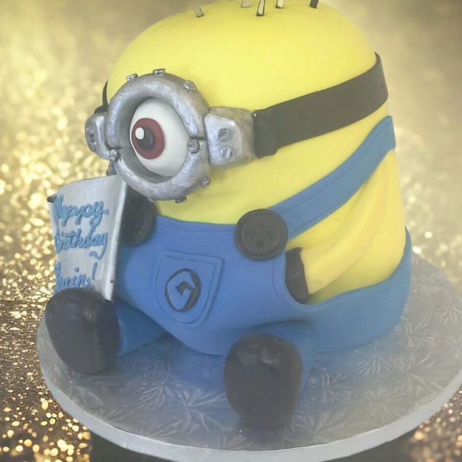 sitting minion